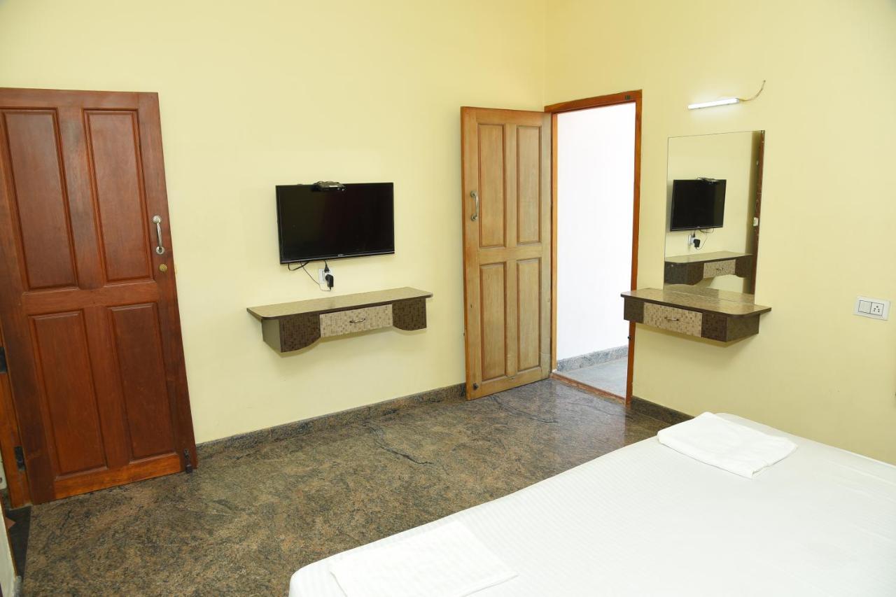 Thiruchendur Stayz Vairavel Residency Tiruchchendūr المظهر الخارجي الصورة